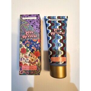 Heathcote & Ivory Love Revival Body Care Body Wash and Bah Salts Set